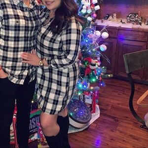 Cute Black & White Plain Dress